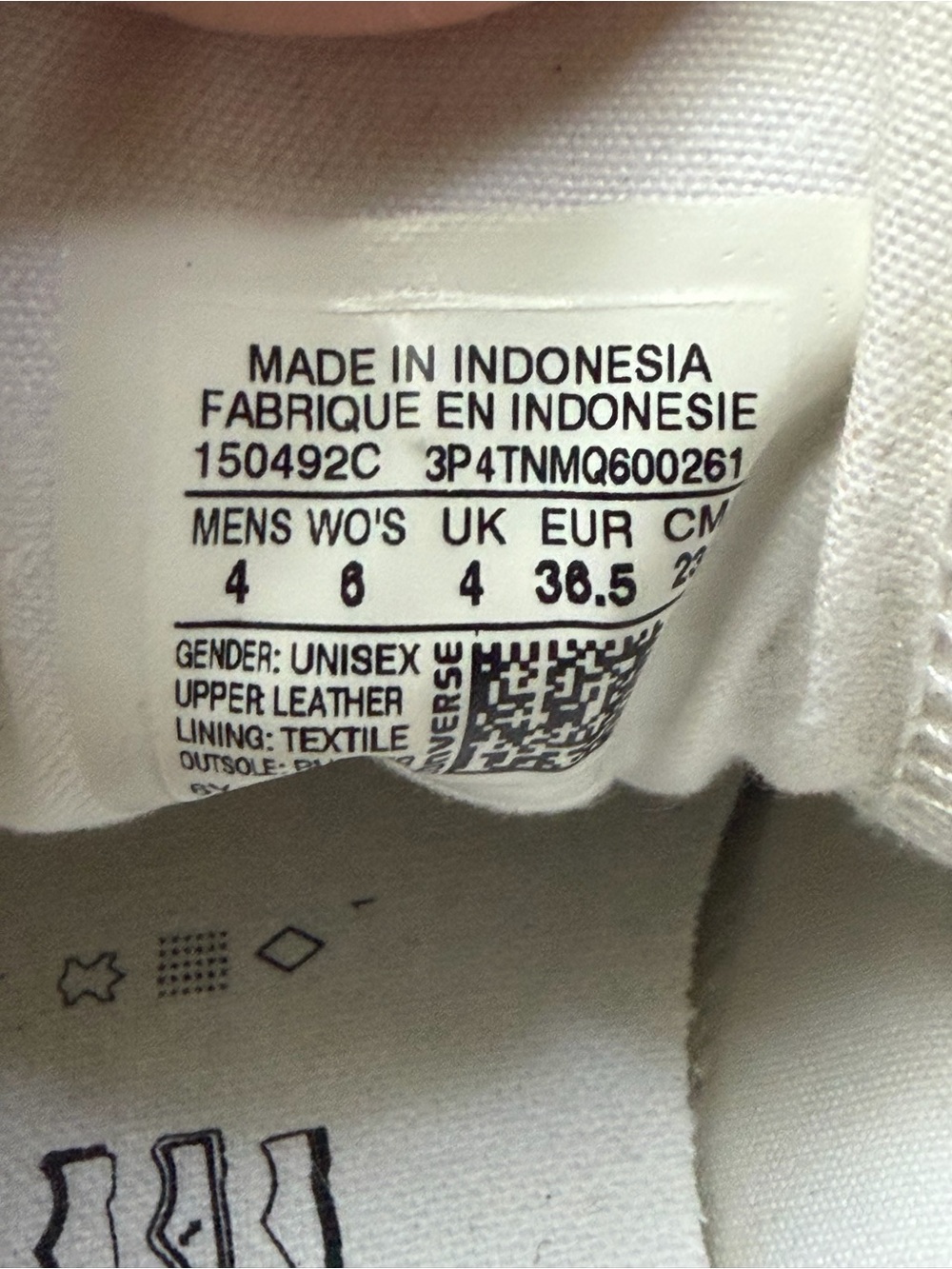 EUC 7.5 Converse Silver Low Top Sneakers - Picture 3 of 4